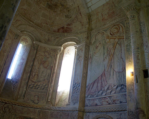 Pinturas góticas en el interior. Siglos XIV-XV